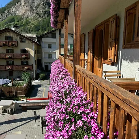 Hotel Ondezana Cogne Exterior photo