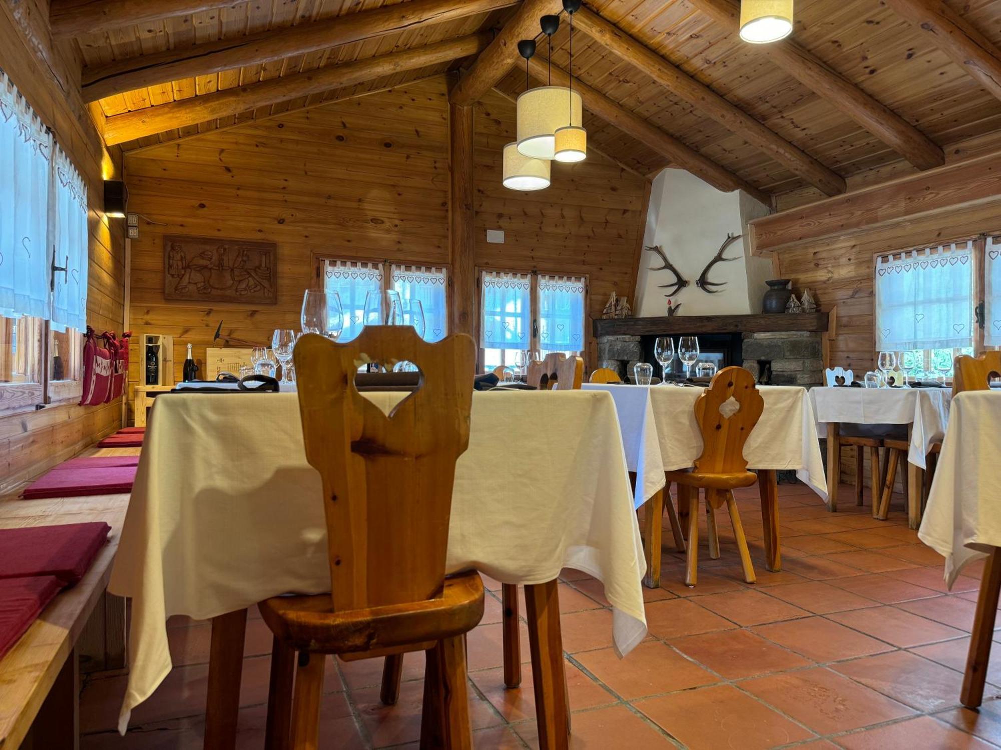 Ondezana Hotel